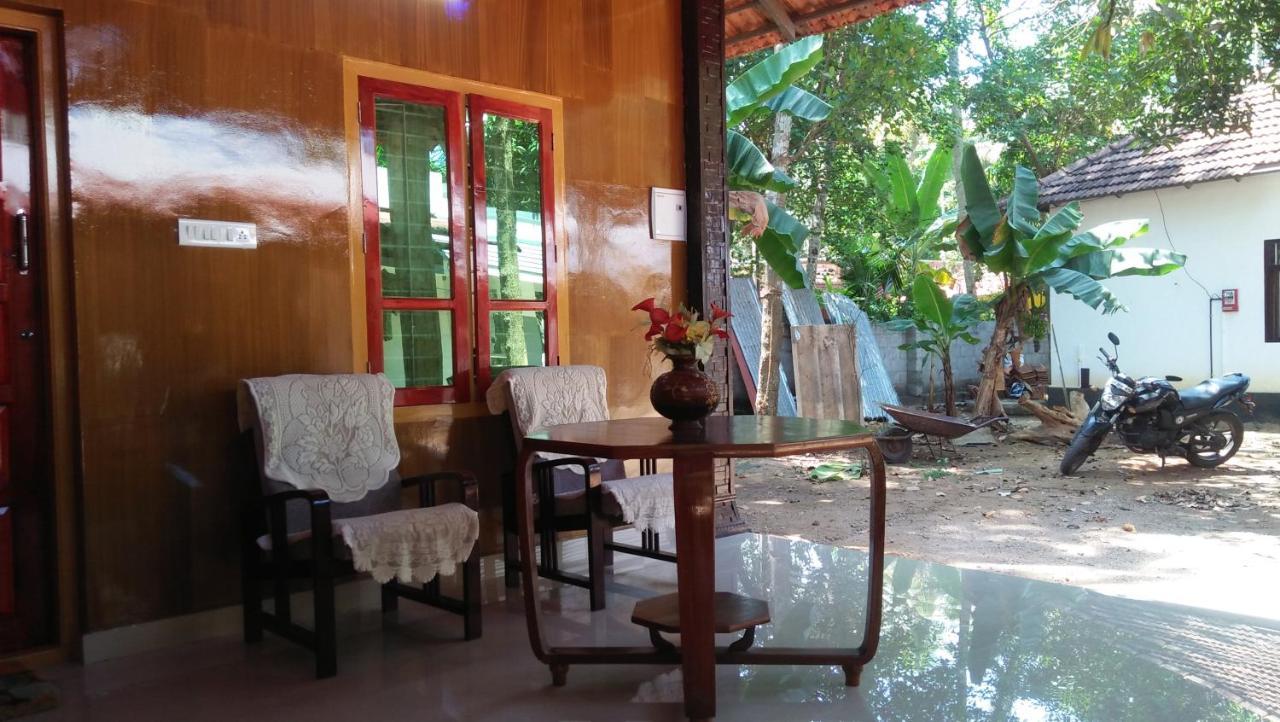 The Munroe Villagio Homey Mundrothuruth Ngoại thất bức ảnh