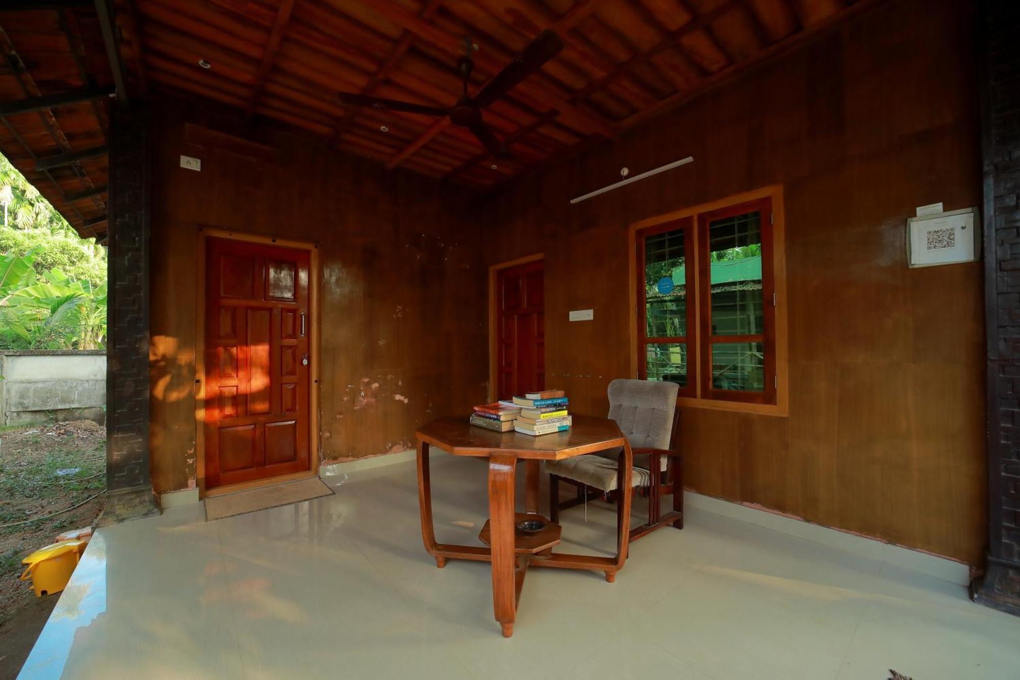 The Munroe Villagio Homey Mundrothuruth Ngoại thất bức ảnh