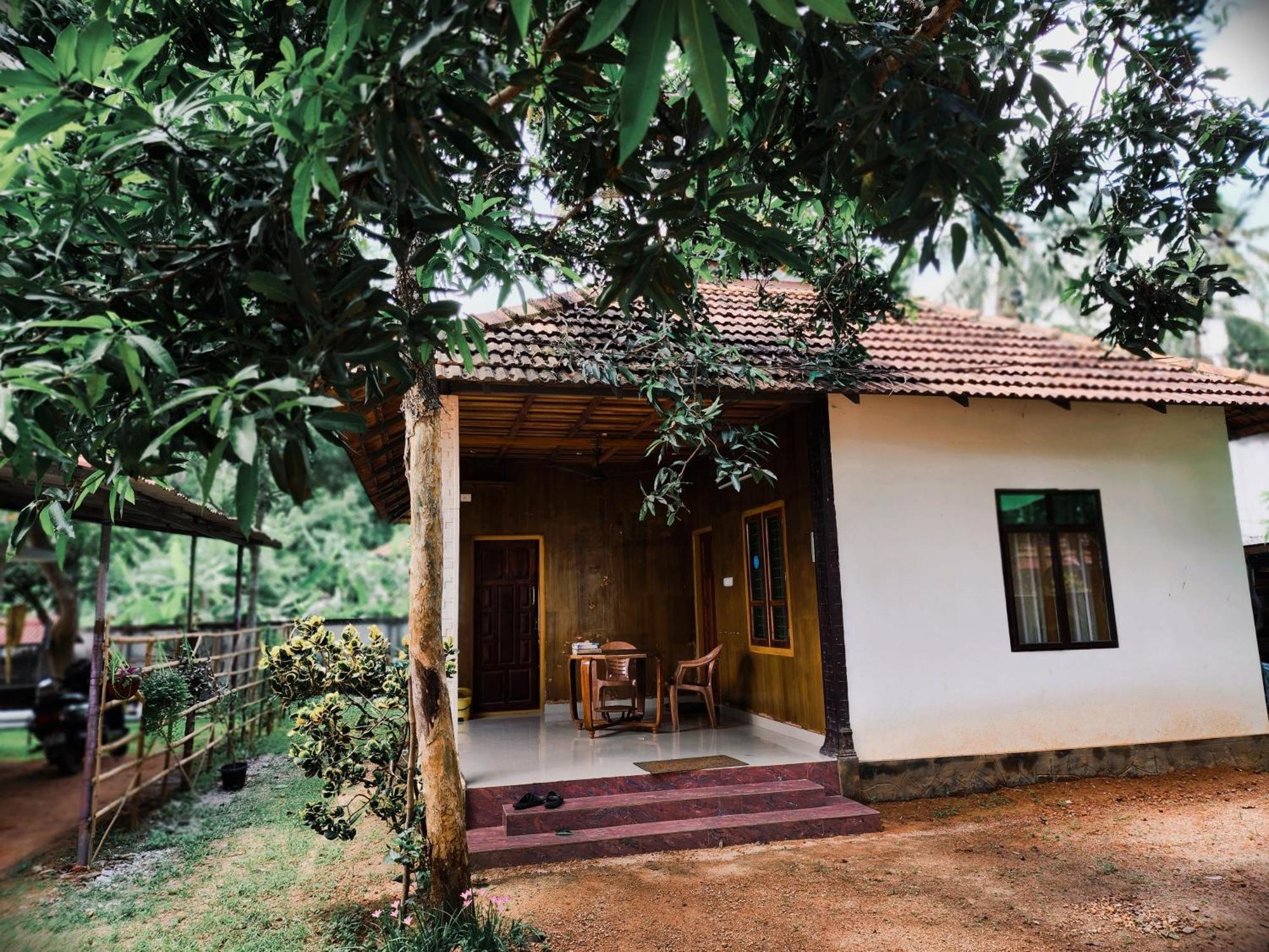 The Munroe Villagio Homey Mundrothuruth Ngoại thất bức ảnh