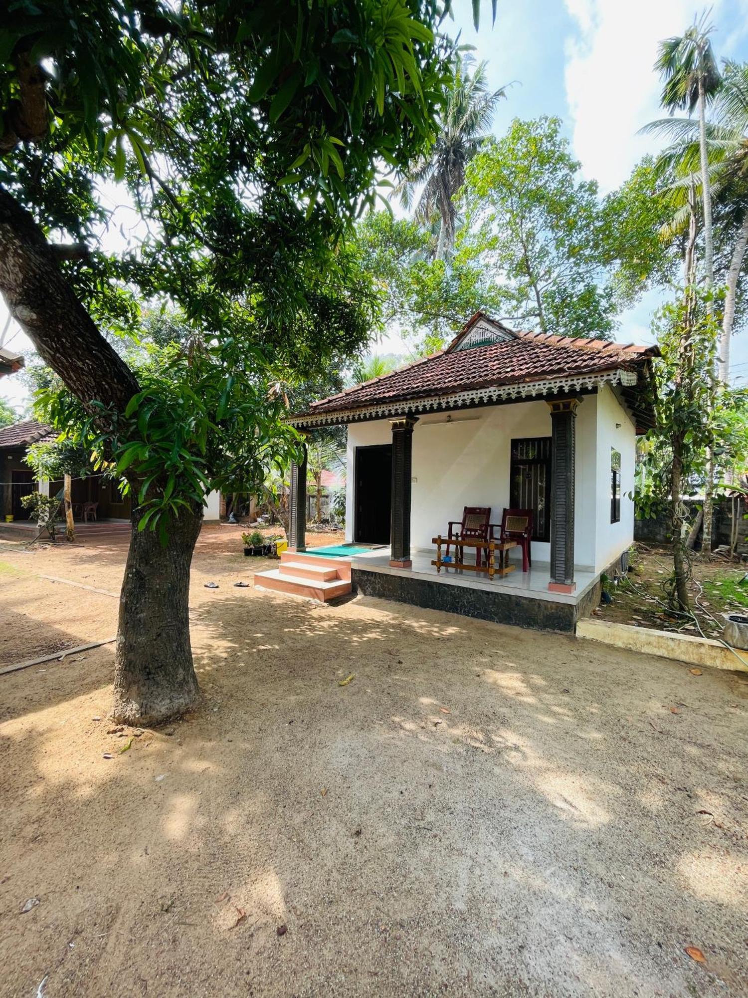 The Munroe Villagio Homey Mundrothuruth Ngoại thất bức ảnh