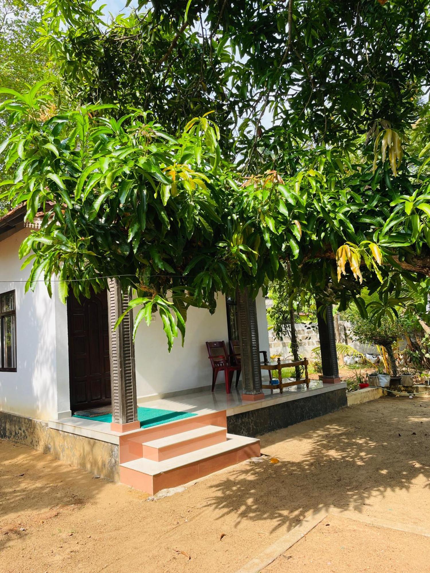 The Munroe Villagio Homey Mundrothuruth Phòng bức ảnh