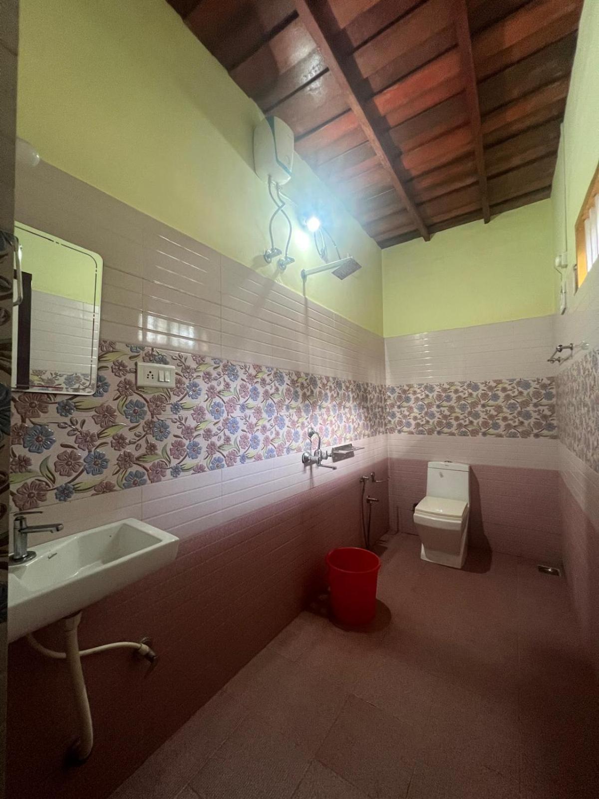 The Munroe Villagio Homey Mundrothuruth Ngoại thất bức ảnh
